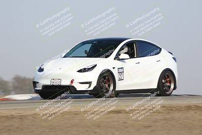 media/Oct-19-2025-Speed Ventures (Sun) [[a6e7fe67be]]/TC B/Session 1 (Grapevine)/